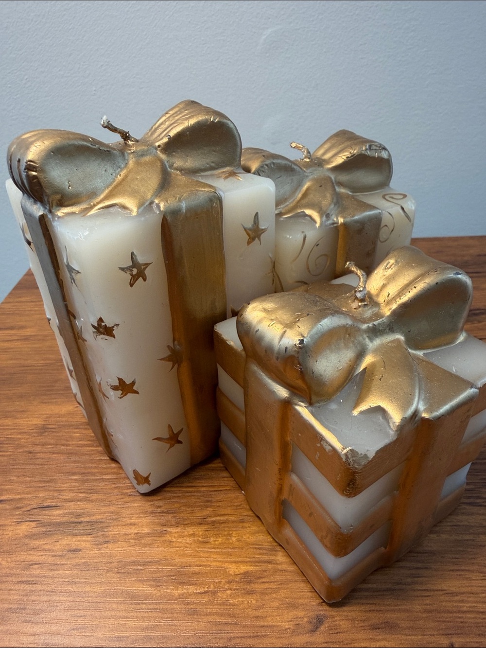 Vintage Gold & White Gift Box Candles